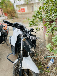 Yamaha FZ25