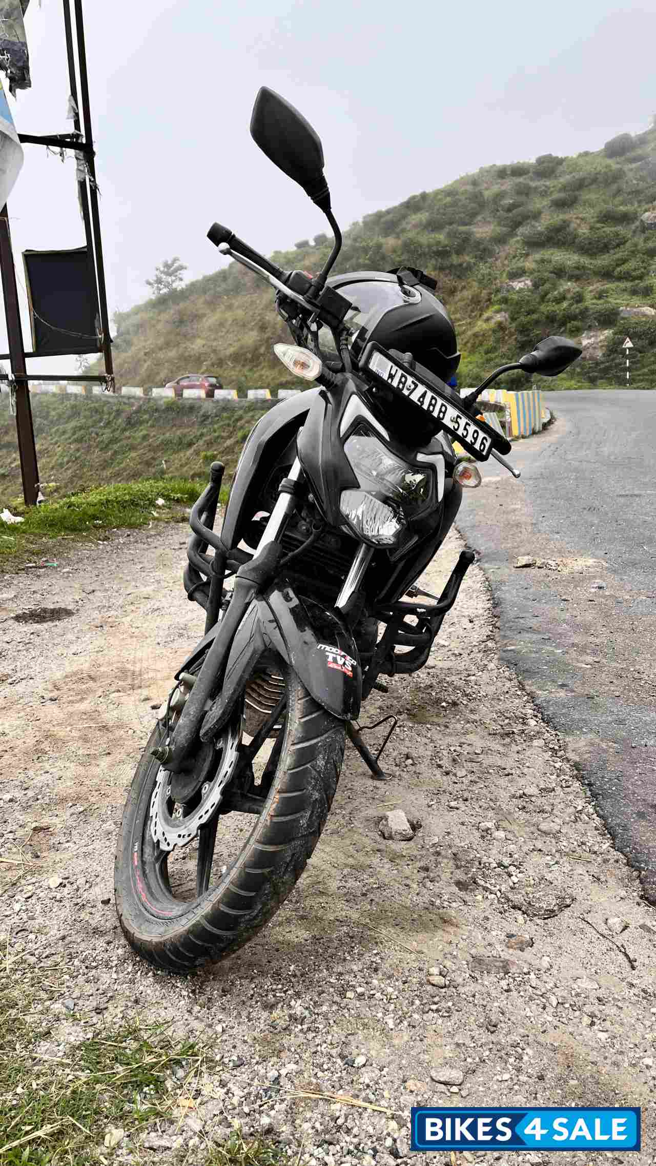 TVS Apache RTR 160 4V