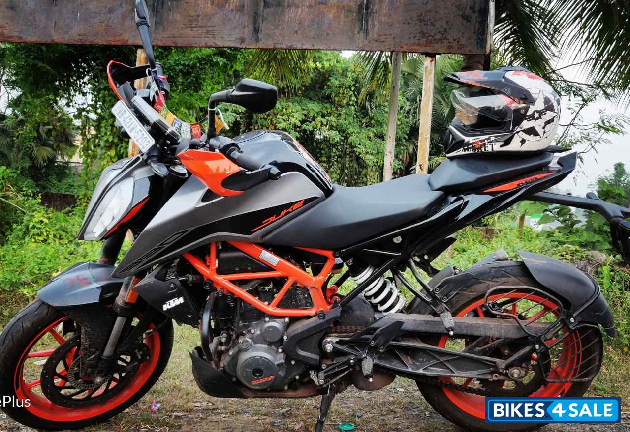 KTM Duke 390 BS6