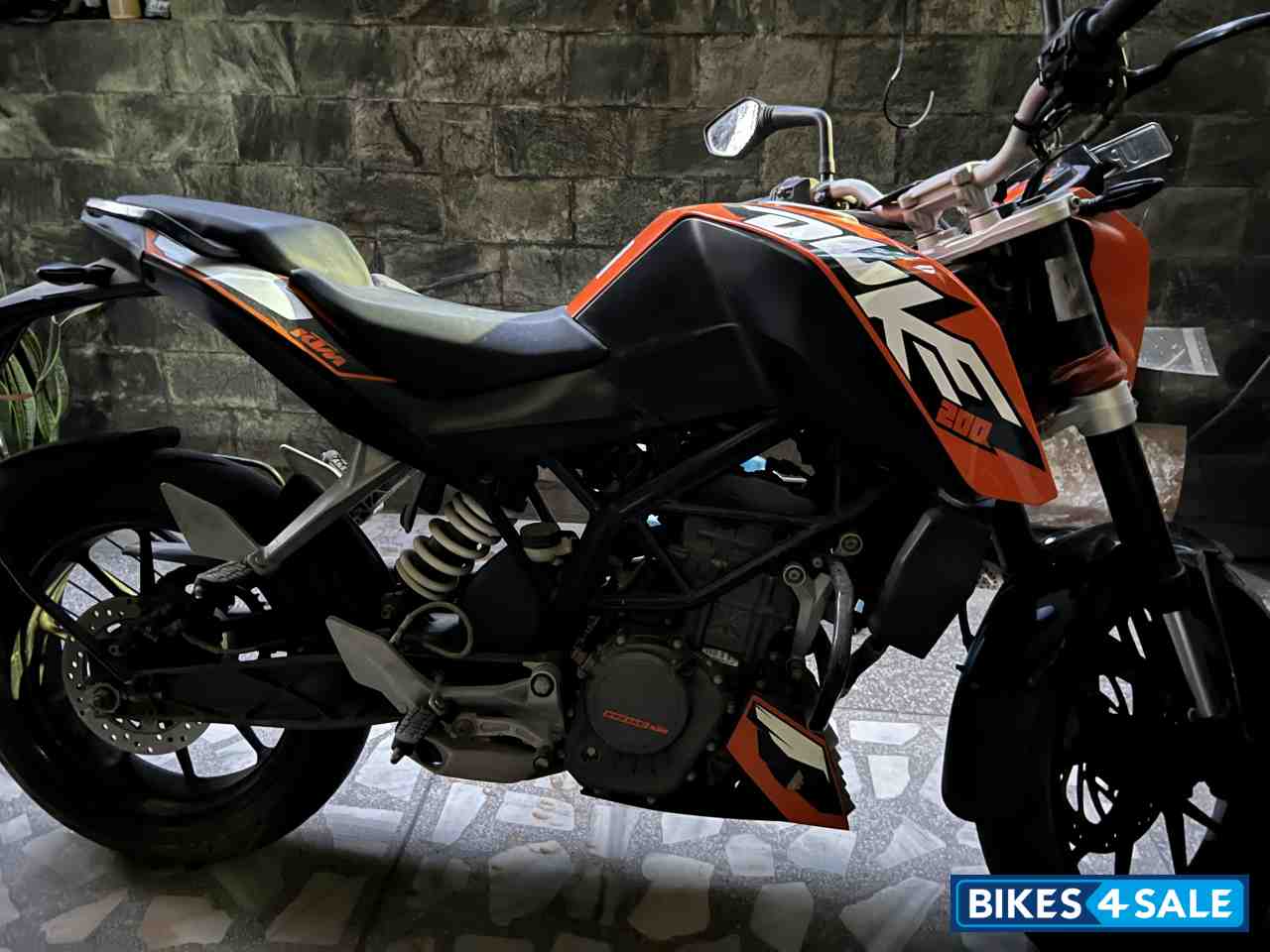 KTM Duke 200