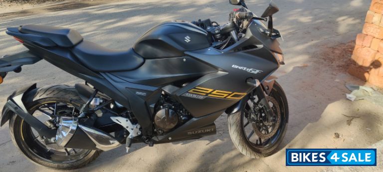 Suzuki Gixxer SF 250 BS6