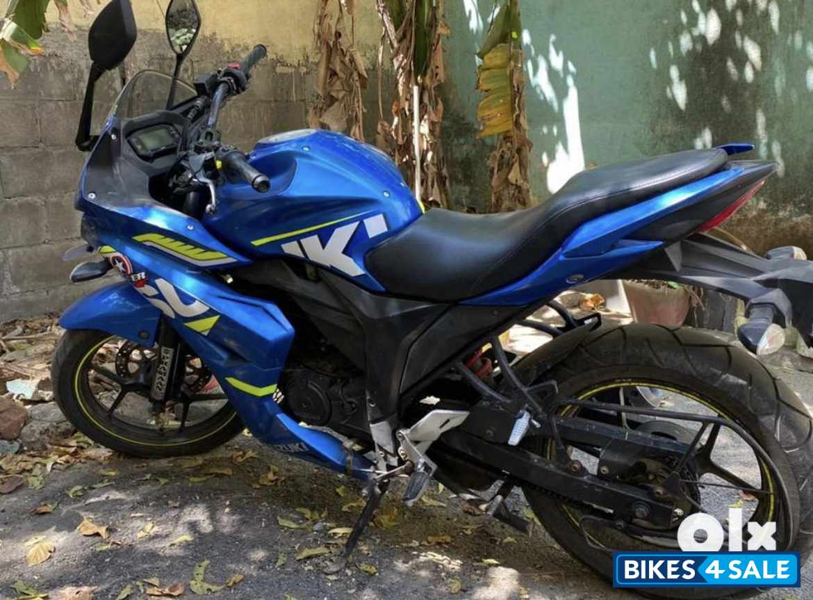 Suzuki Gixxer SF