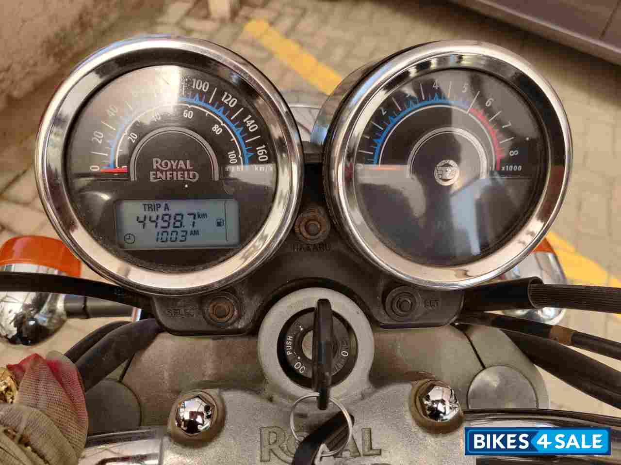 Royal Enfield Thunderbird 350