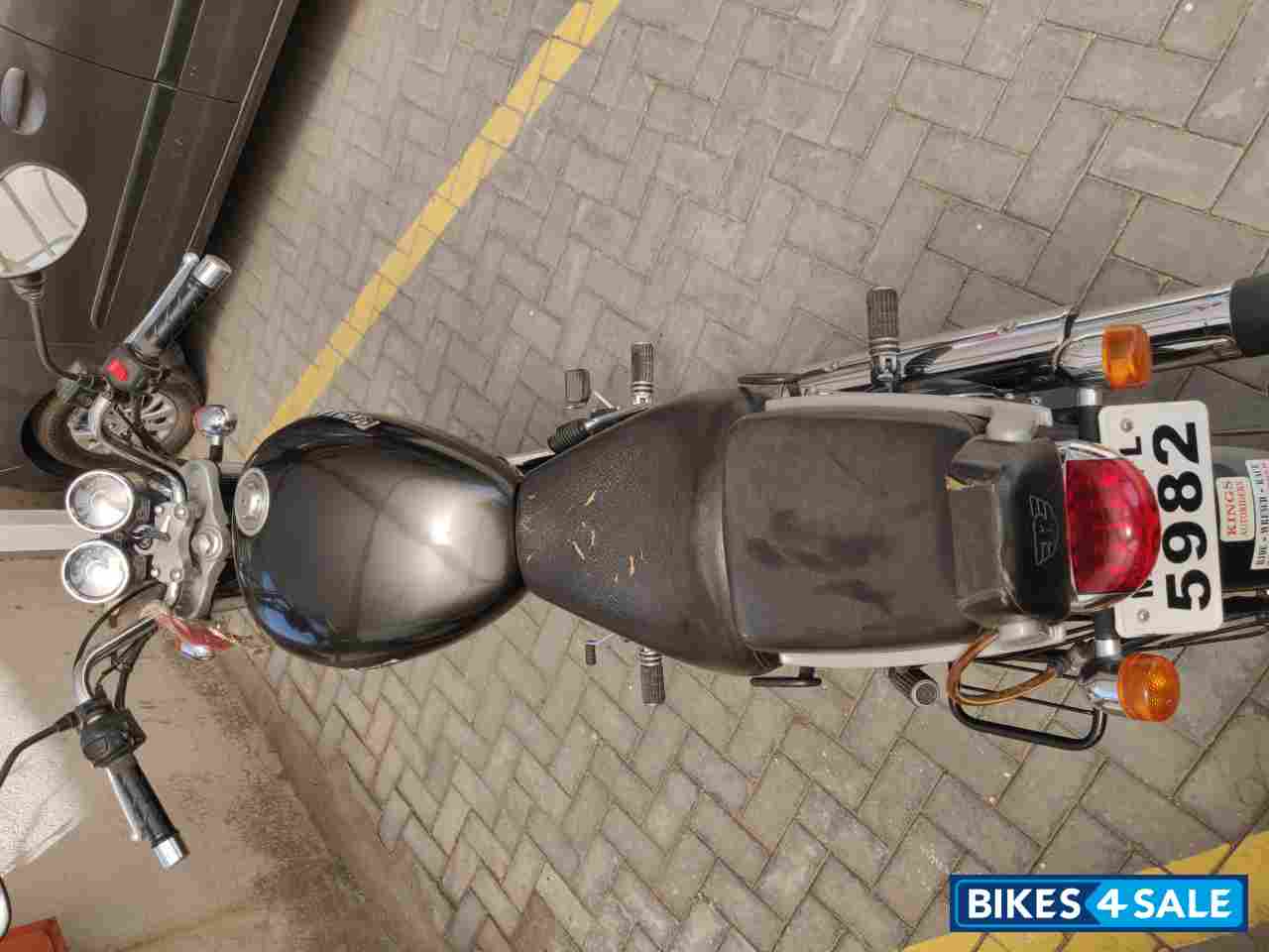 Royal Enfield Thunderbird 350