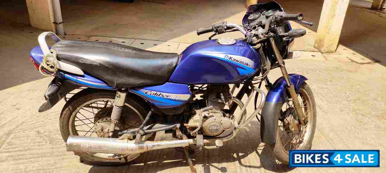Blue Bajaj Caliber 115