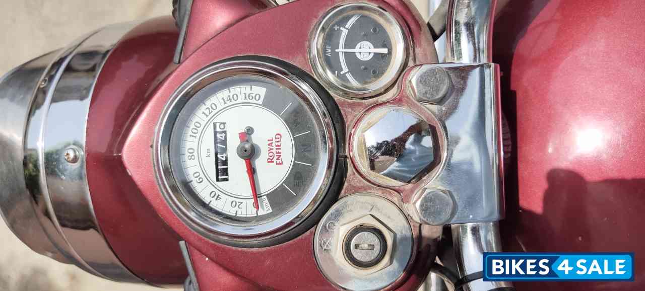 Maroon Royal Enfield Classic 350