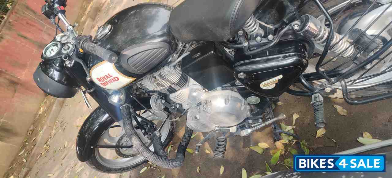 Black Royal Enfield Classic 350