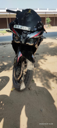 Bajaj Pulsar RS 200