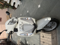 White Honda Aviator