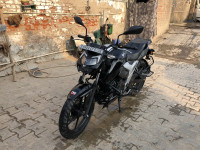 Black TVS Apache RTR FI 160
