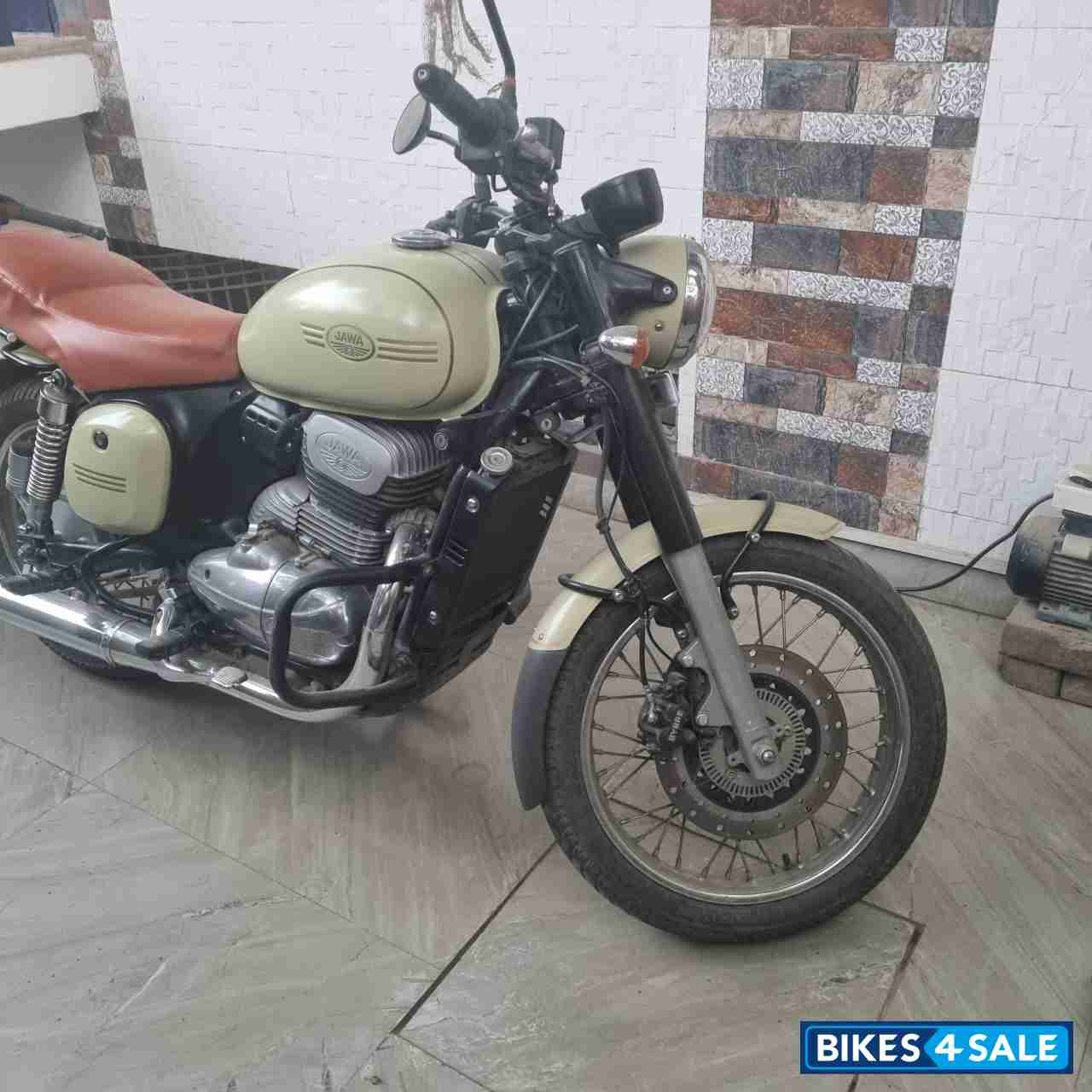 Lumos Lime Jawa forty two