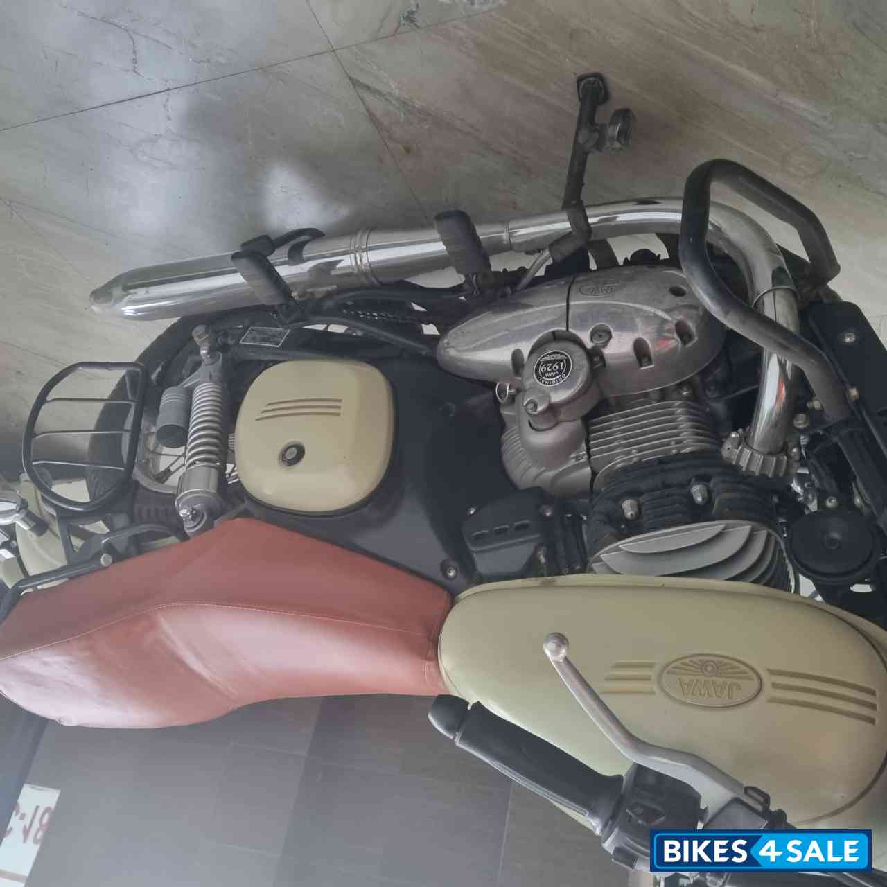 Lumos Lime Jawa forty two