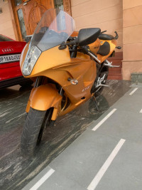 Golden Hyosung GT650R