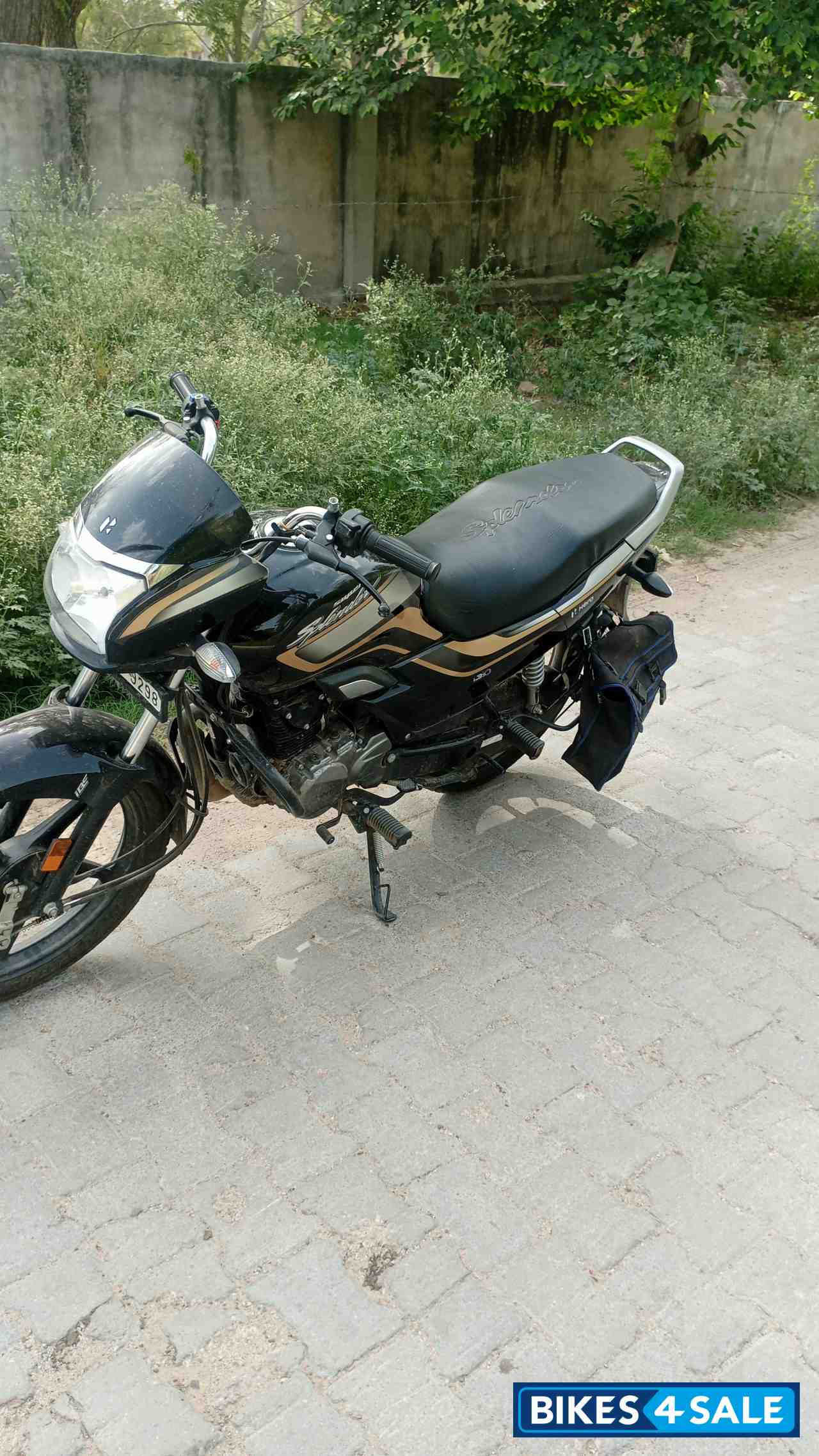 Black Hero Super Splendor Black Hero Super Splendor