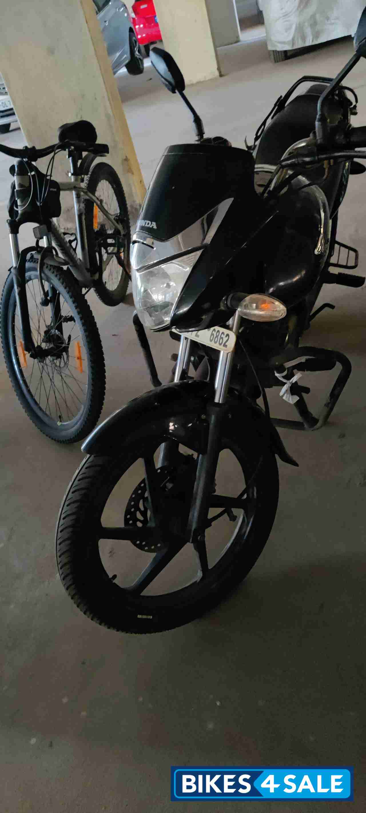 Black Honda CB Unicorn