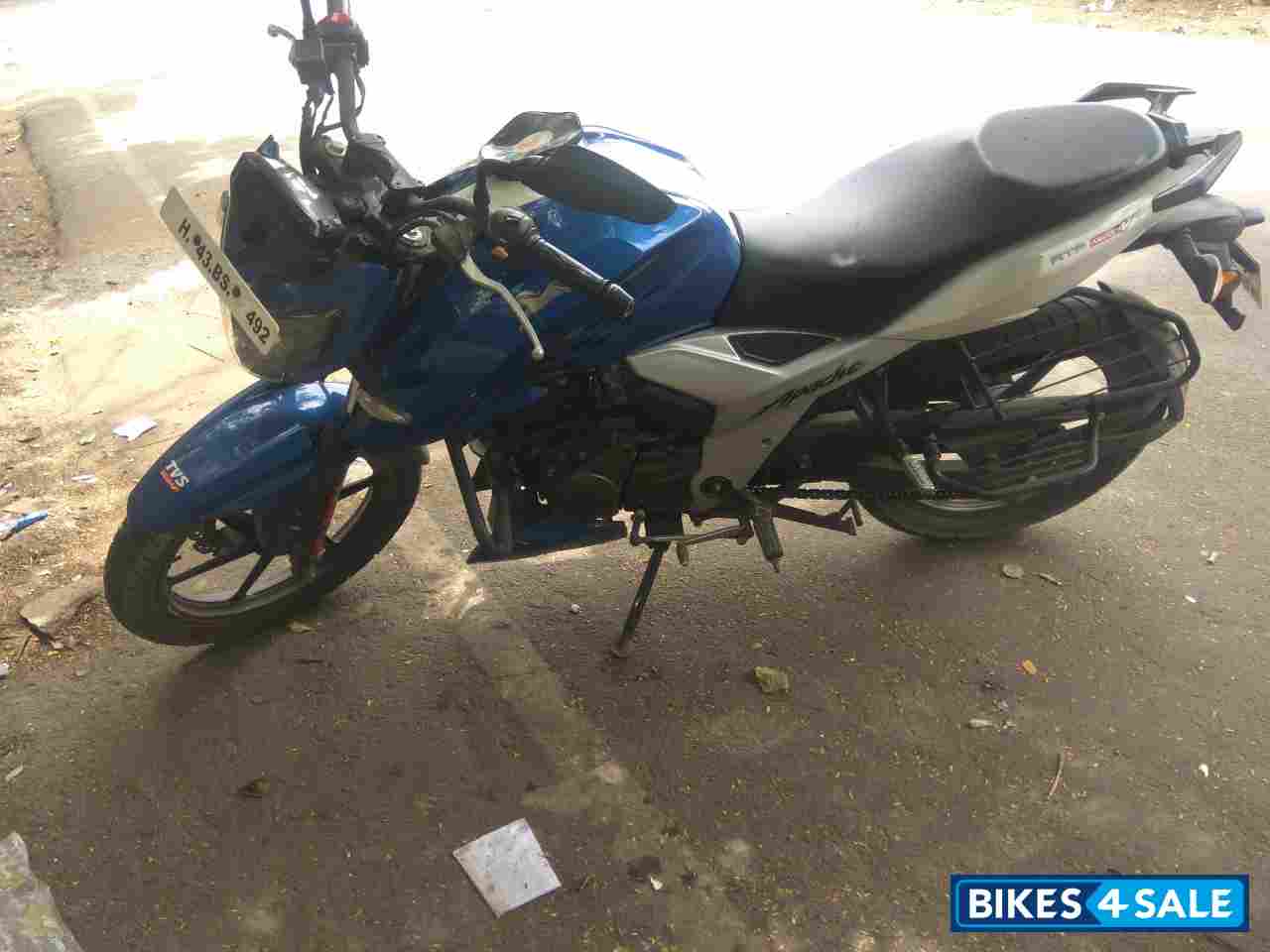TVS Apache RTR 160 4V