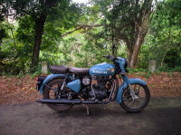 Royal Enfield Classic Signals Airborne Blue