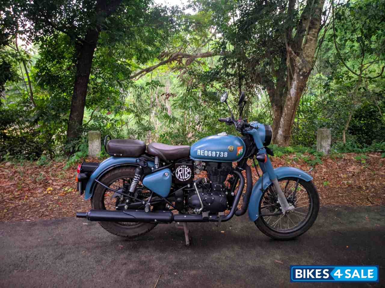 Royal Enfield Classic Signals Airborne Blue
