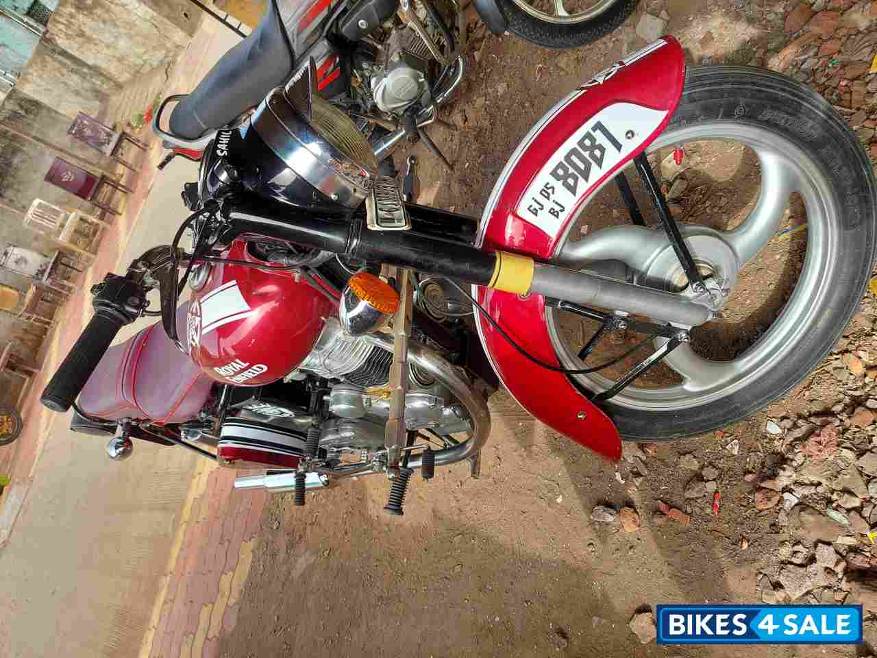 Cherry Royal Enfield Bullet Electra