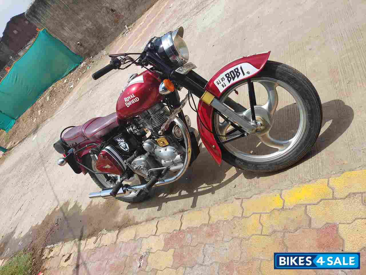 Cherry Royal Enfield Bullet Electra