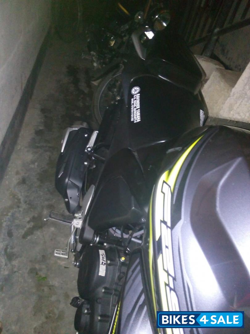 Yamaha FZ FI V2