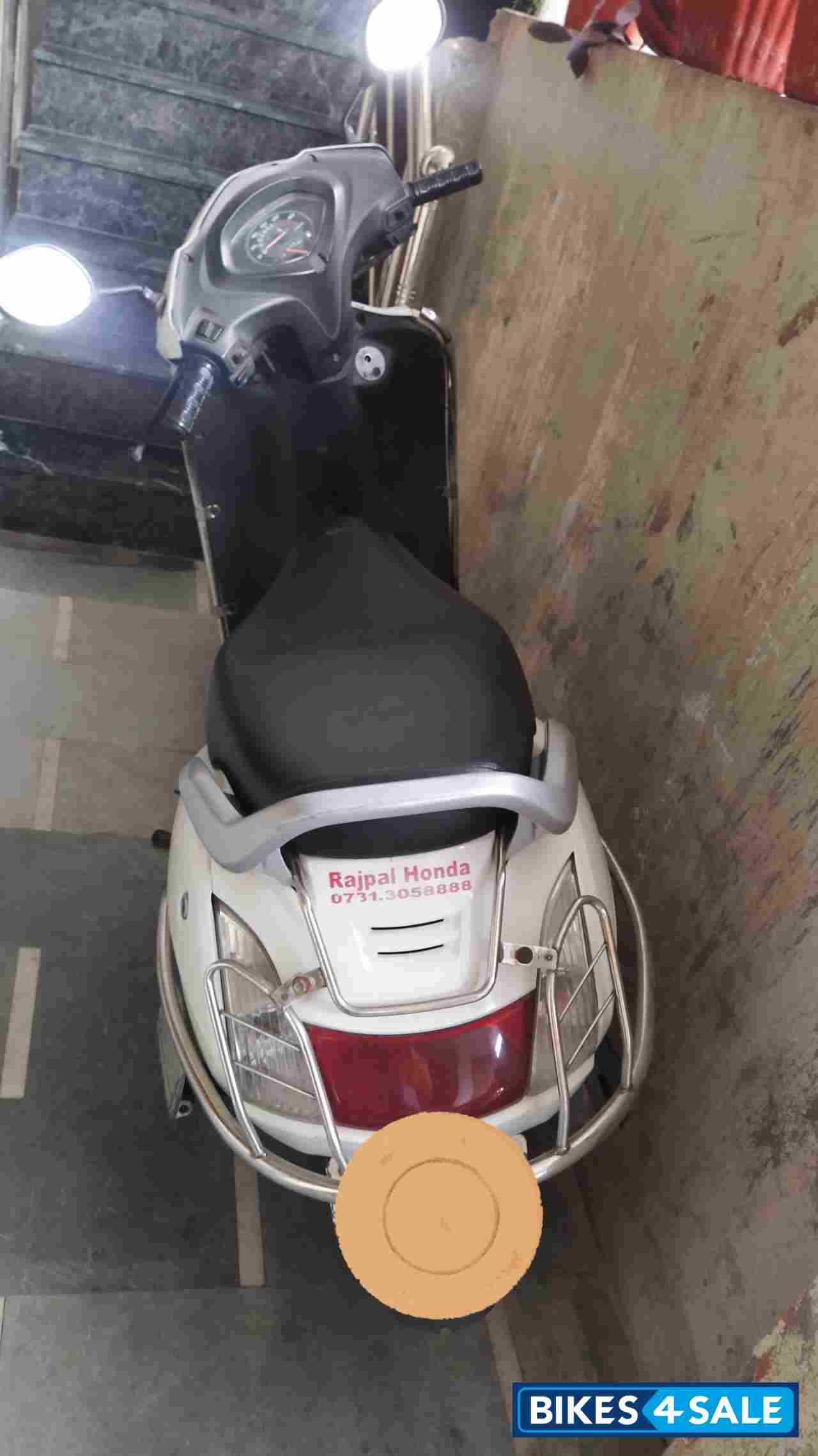 White Honda Activa