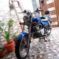 Blue Bajaj Avenger Cruise 220