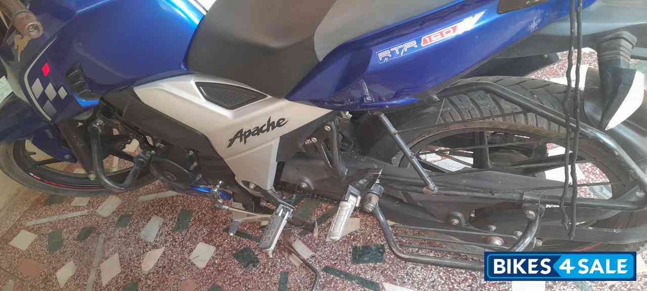 TVS Apache RTR 160 4V