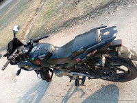 Bajaj Pulsar 220 DTSi