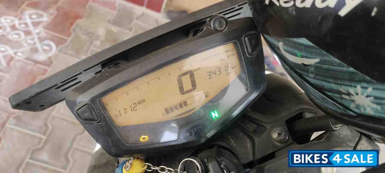 TVS Apache RTR 160 4V BS6