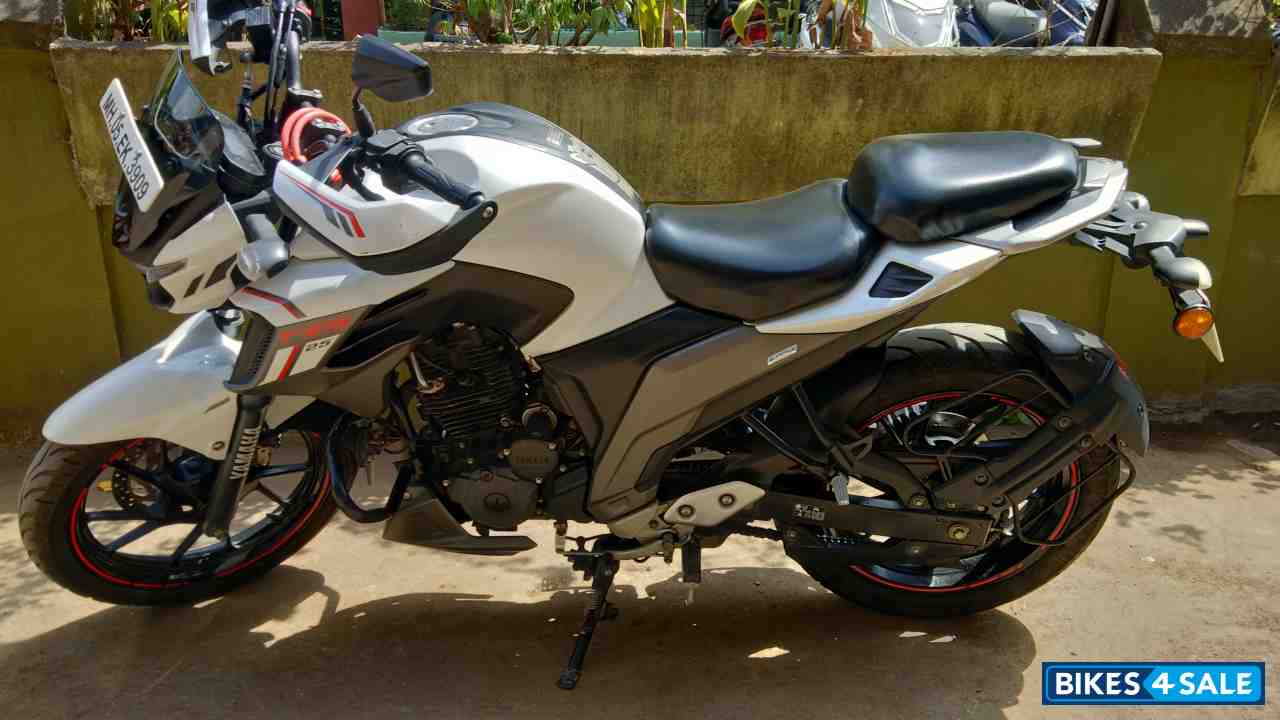 Yamaha FZS 25
