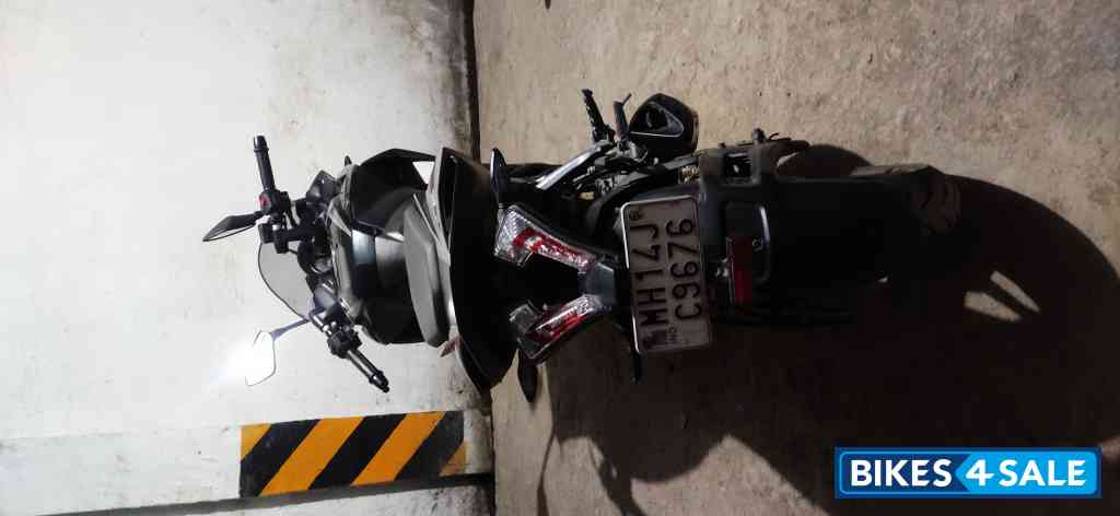 Graphite Black Bajaj Pulsar RS 200 BS6