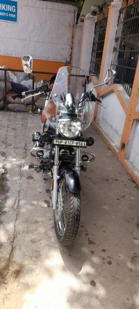Bajaj Avenger Cruise 220 BS6