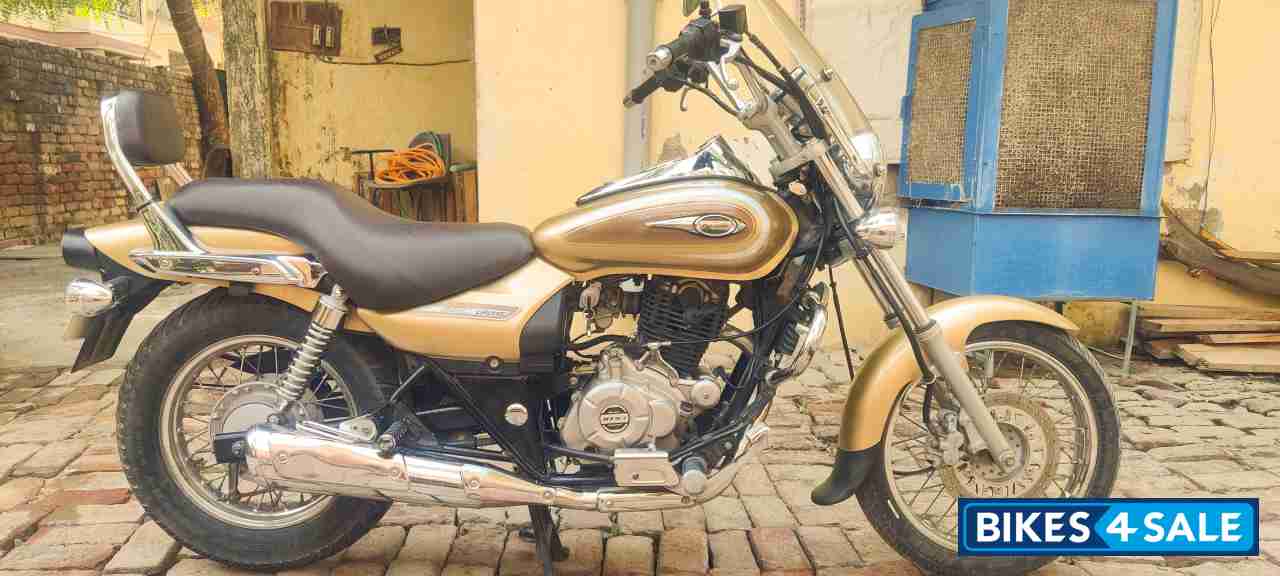 Bajaj Avenger Cruise 220