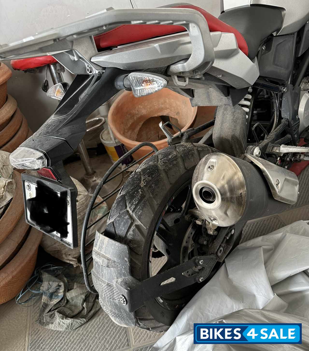 White & Blue BMW G 310 GS