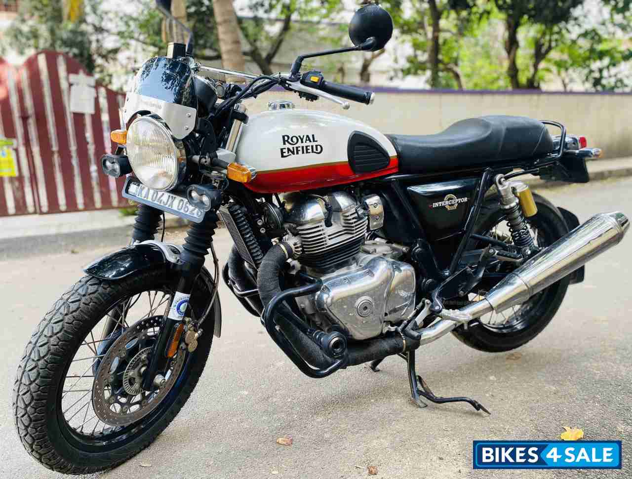Royal Enfield Interceptor 650 Twin