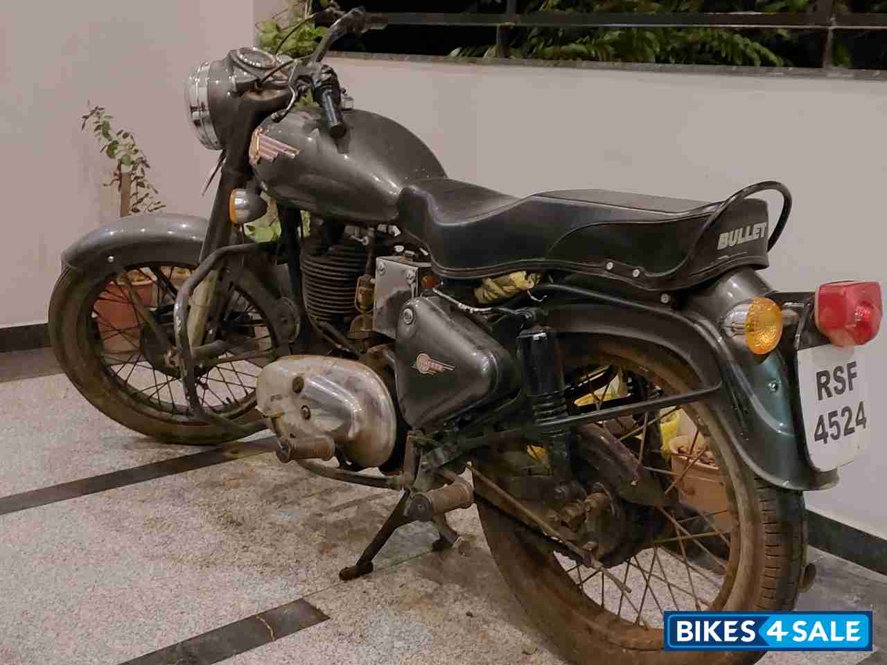 Royal Enfield Bullet 350