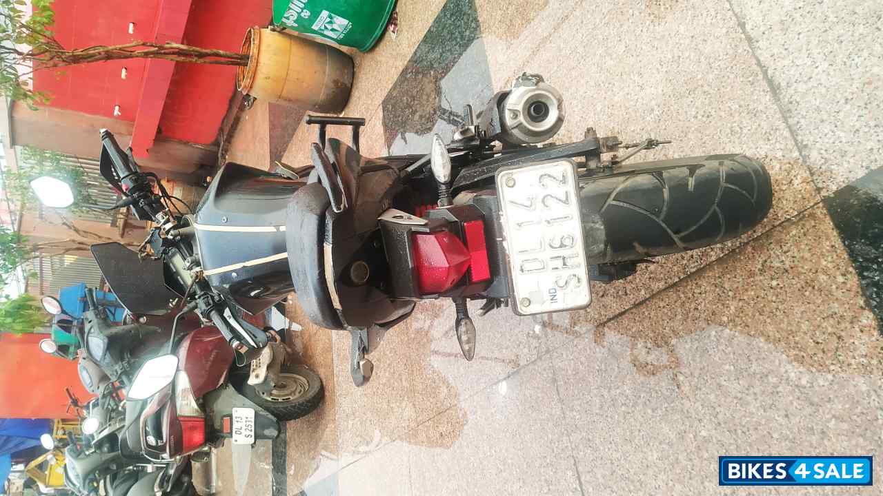 Black Yamaha FZ FI V2