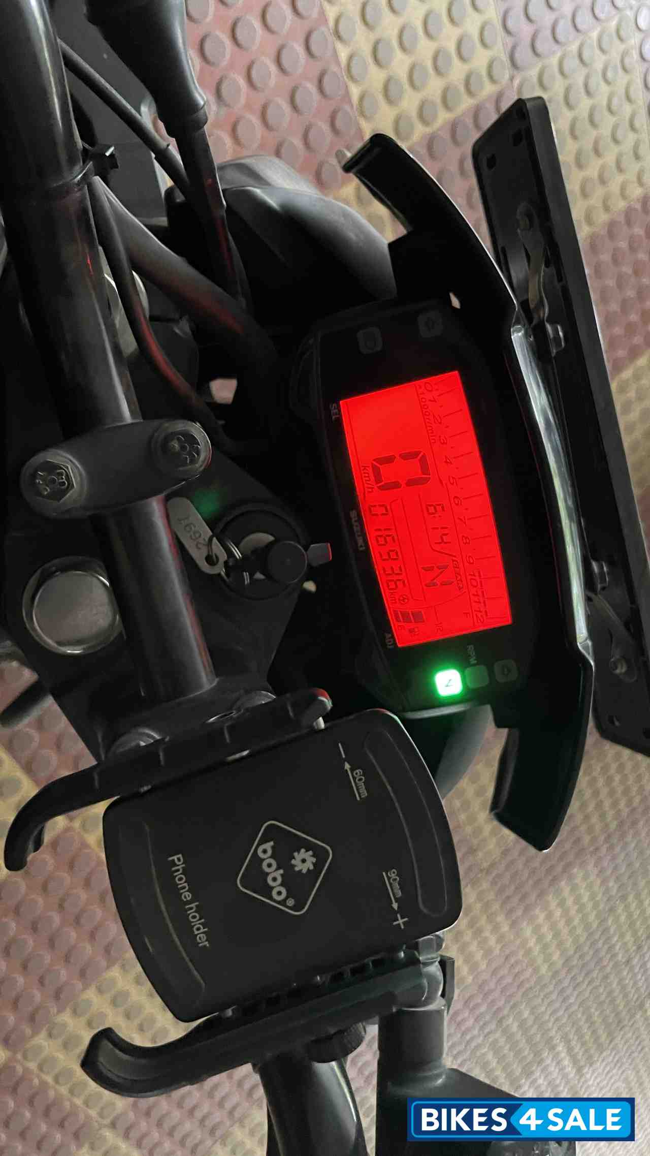 Black Suzuki Gixxer 150