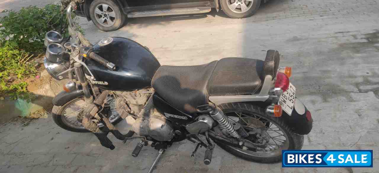 Royal Enfield Thunderbird 350 Royal Enfield Thunderbird 350