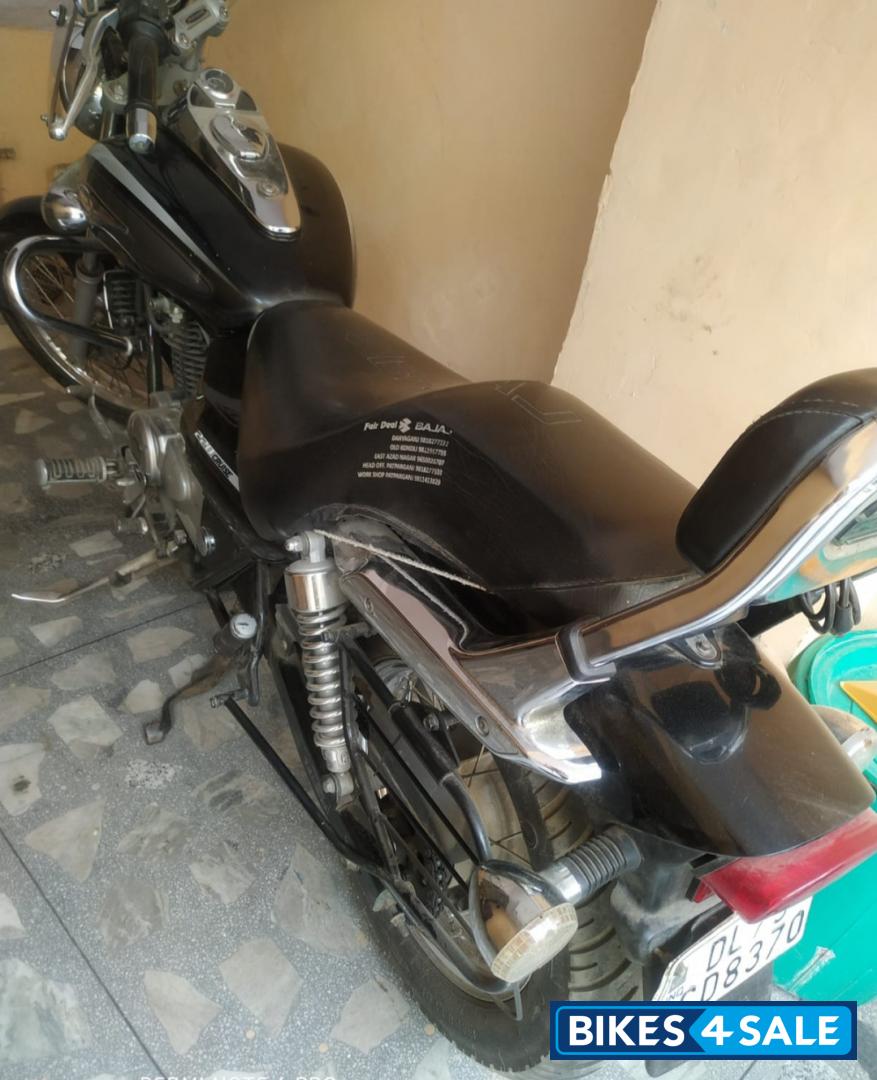Bajaj Avenger 220 DTS-i