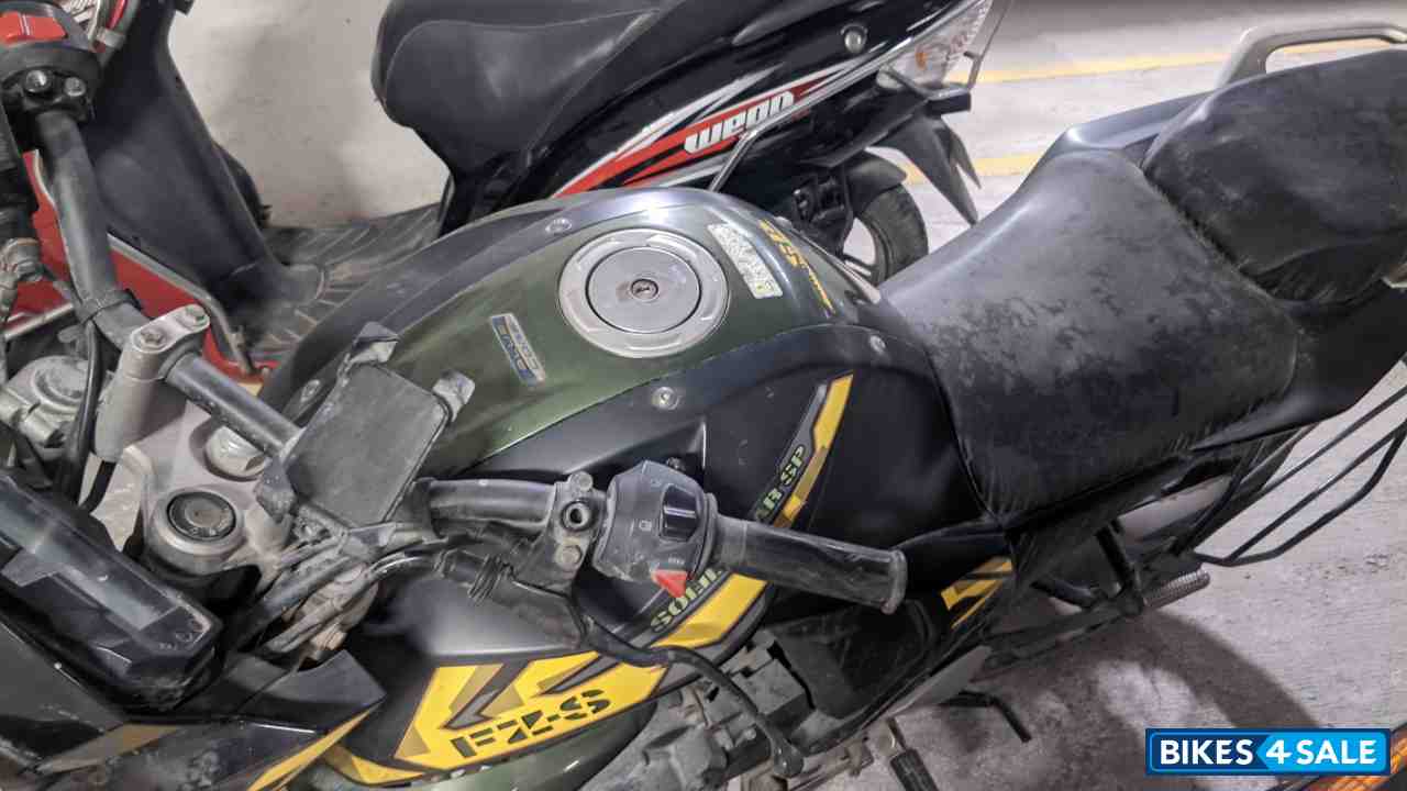 Green Grey Yamaha FZ-S FI V2 Green Grey Yamaha FZ-S FI V2