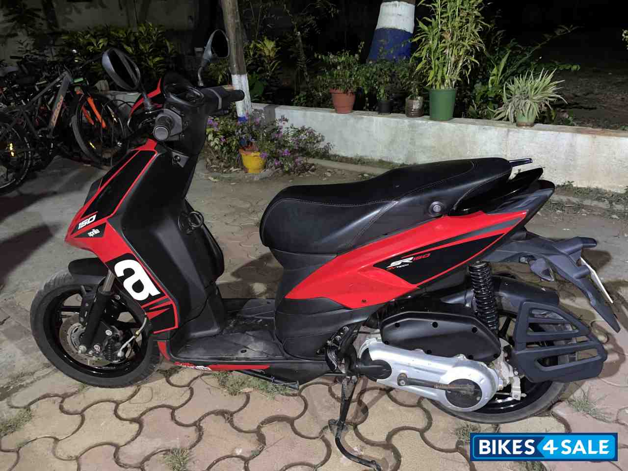 Red And Black Aprilia SR 150