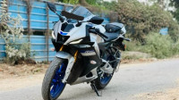 Yamaha R15M