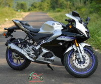 Yamaha R15M