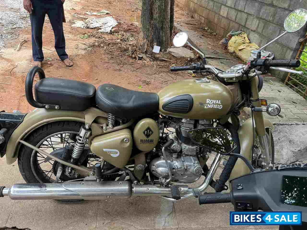 Royal Enfield Classic Desert Storm