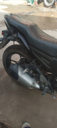 Yamaha FZ16
