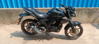 Black Suzuki Gixxer ABS