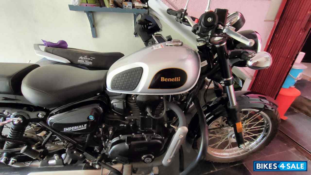 Benelli Imperiale 400