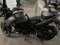 TVS Apache RTR 200 4V